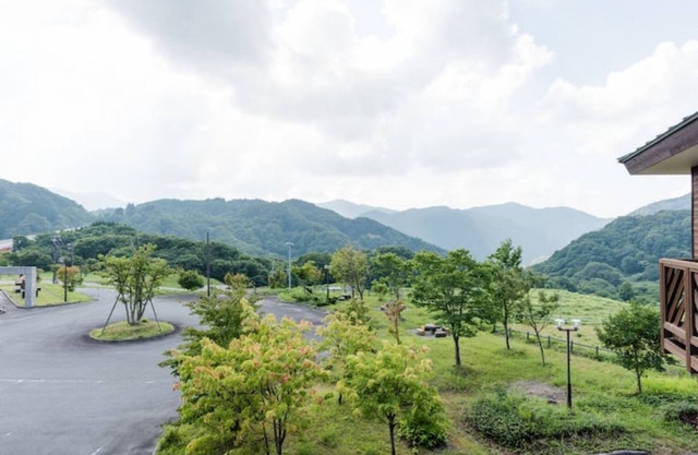 Starry Mikuni Lodge / Nitagun Shimane