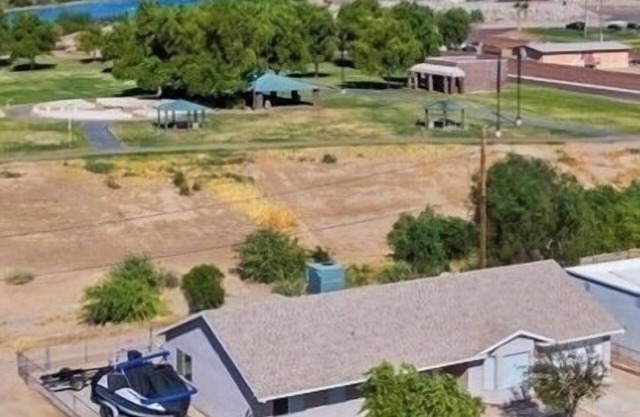 Views! Just steps to the river. 3 bed 2 bath newly remodeled home. Pet friendly.