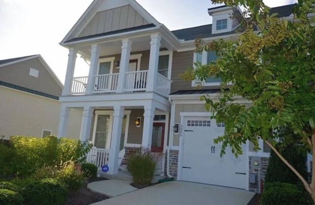 Stay At Award Winning Golf Resort Community just minutes from the beach