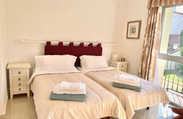 Stay in this lovely flat to benefit from all the activities in La Manga Club