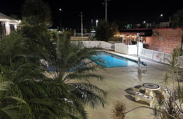 Stay Inn and Suites