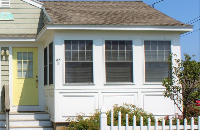 ¡Quédese a solo unos pasos de una hermosa playa privada en Old Lyme!