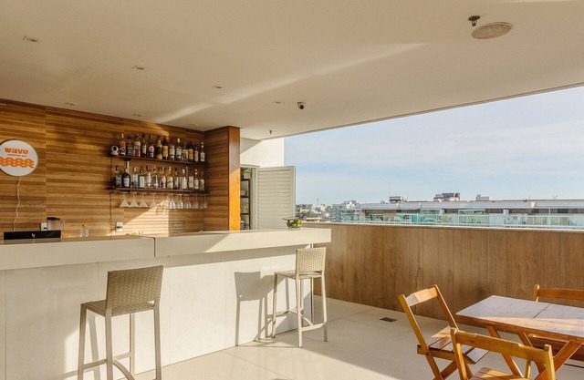 Stay With Pool and Sauna Just Steps From the Beach in Cabo Frio - HSC