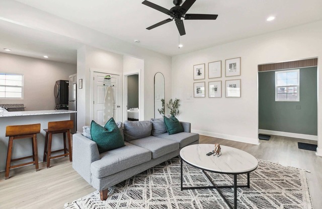 StayAE Downtown - 1BR Apartment, Second Floor