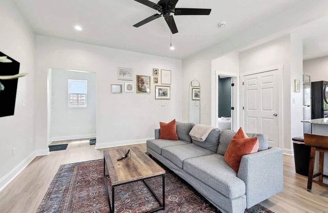 StayAE Downtown - One Bedroom, 2nd Floor