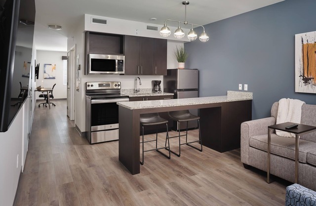 stayAPT Suites Columbus-Fort Benning