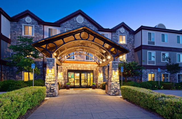 Staybridge Suites Fairfield Napa Valley Area by IHG