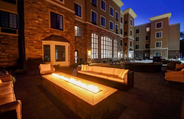 Staybridge Suites Southgate Detroit Area by IHG