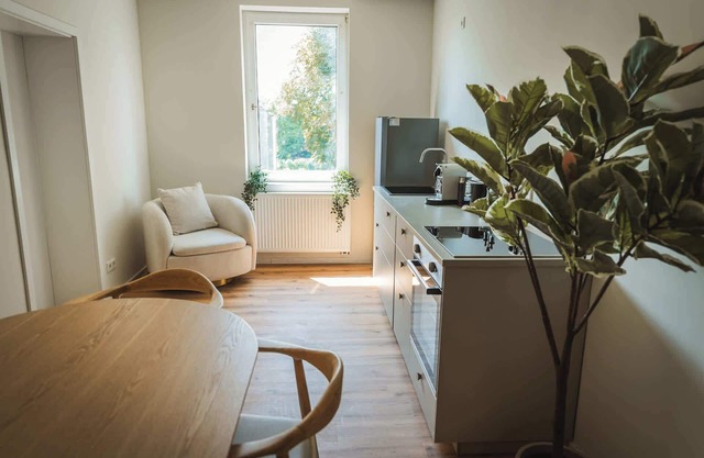Staylight Apartment am Französischem Garten | 3 Schlafzimmer | Ruhige Lage nahe