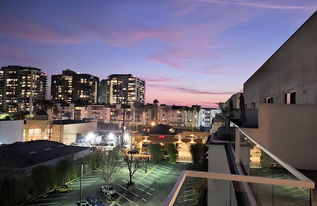 StaysPro - Venice Beach luxury Apartments minutes to The Marina And Santa Monica