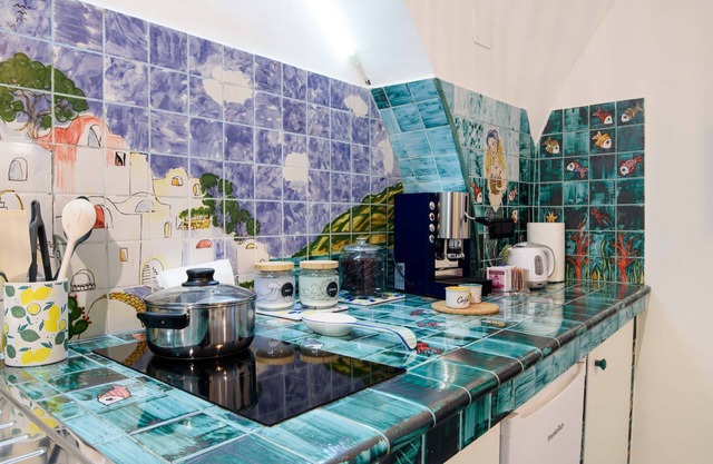 Stefania Studio Apartment - cozy studio apartment in the historic center of Salerno