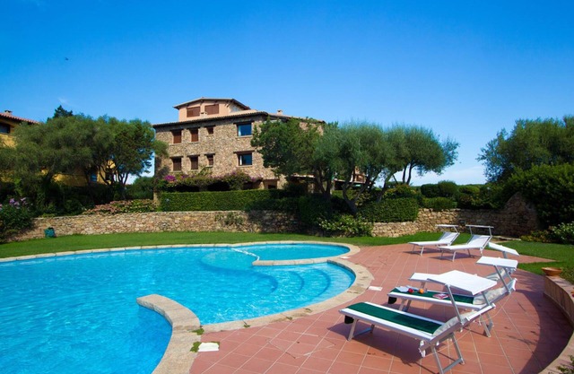 Stella Marina - Apartment in Residence mit Schwimmbad im Zentrum von Porto Rotondo