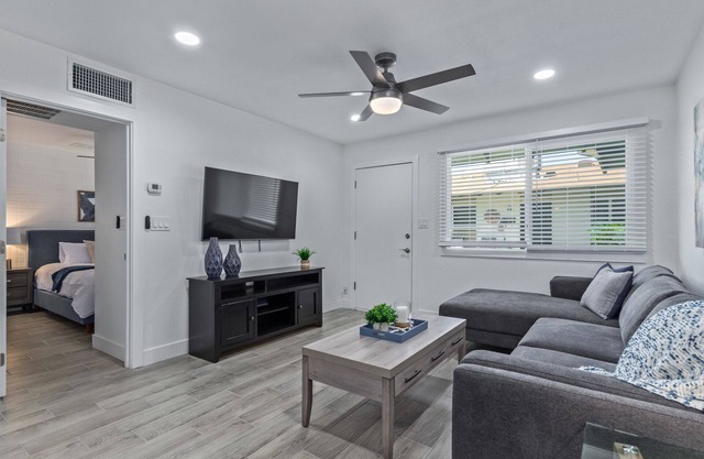 Stellar 1br Furnished Condo Old Town Scottsdale - Pet Friendly | PP311C