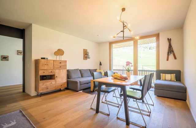 Stenna Bergblick - bright and modern 3.5 room apartment for 4 people.