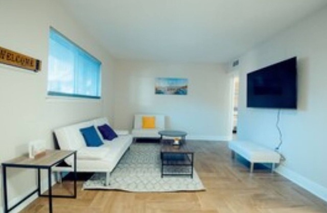 💥👣STEPS 2 BEACH🏖️ \ SLEEPS 4 & NEARBY GO-KART🏎