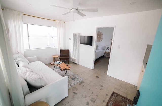 Steps from the sand- Tower 4 Beach Duplex Completely remodeled, pet friendly!