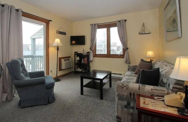 Steps from Wells Beach, Bellevue by the Sea is perfect for your Maine vacation
