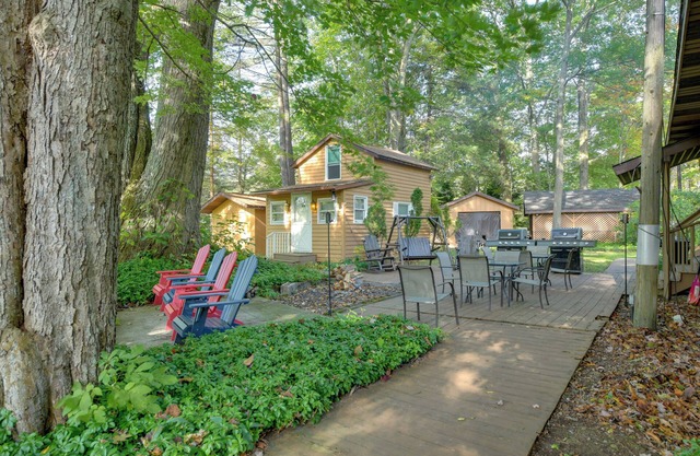 Cozy Chautauqua Lake Cottage w/ Shared Patio