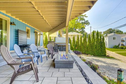 Steps to Clark Lake Cozy Apartment with Hot Tub