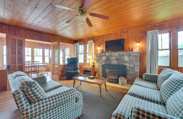 Steps to Lake: Cedarville Cabin 12 w/ Shared Perks