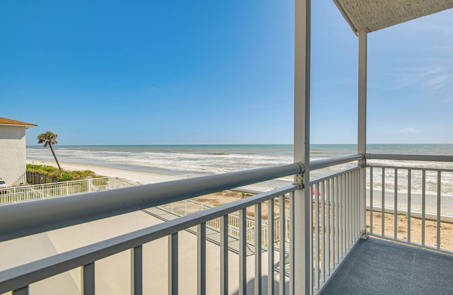 Steps to Ocean: Satellite Beach Condo w/ Balcony