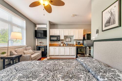 Steps to Smith Mountain Lake Unit with Pool Access!