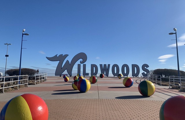 Steps to the beach & boardwalk! Wildwood condo for you to relax and enjoy!