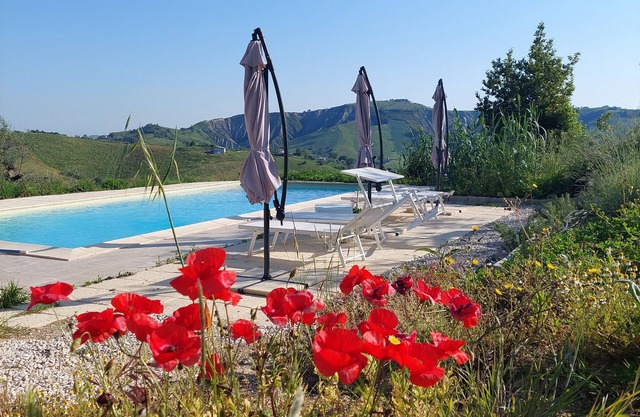 Stijlvolle Agriturismo met Zwembad en 5 Goed Uitgeruste Vakantieappartementen