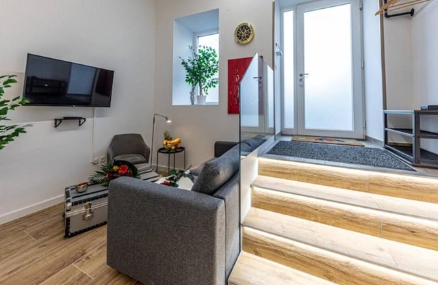 Stylish Apartment <The Coloured> in Vienna