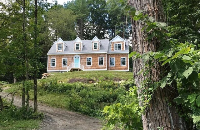 Stockbridge house 17 minutes from Tanglewood. Four bedroom, three bathroom.