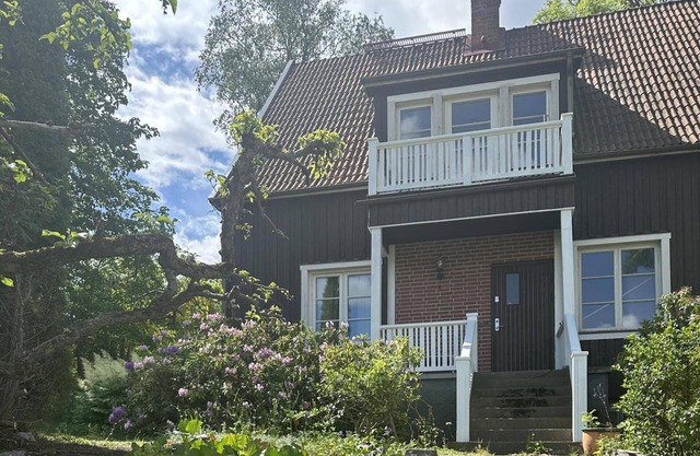 Stockholm - 5-beds - Sleeps 12 - Garden