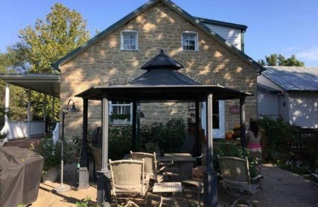Stone Haus Bed & Breakfast