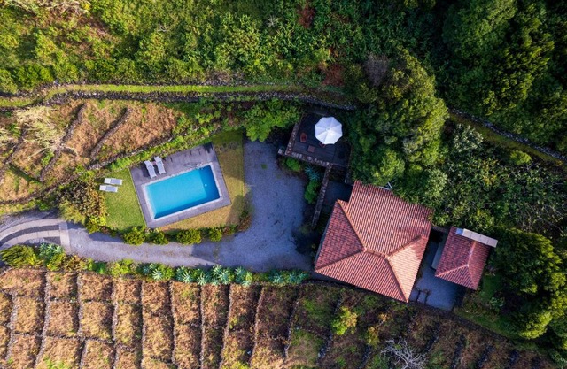 Stone Home Casa do Caisinho Pico island