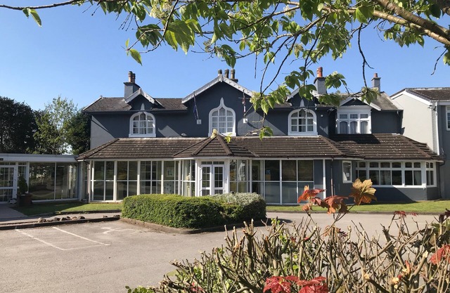 Stone House Hotel