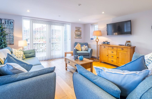 Stone Lodge ist ideal gelegen für einen erholsamen Strandurlaub oder ein Wochenende.