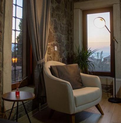 Stone Studio with Beautiful View in heart of İzmir