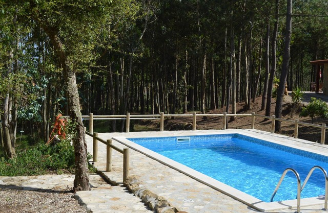 Rustikales Haus mit Pool