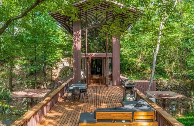 Stoneflower, Fay Jones Cottage auf der Eden Insel, Greers Ferry Lake