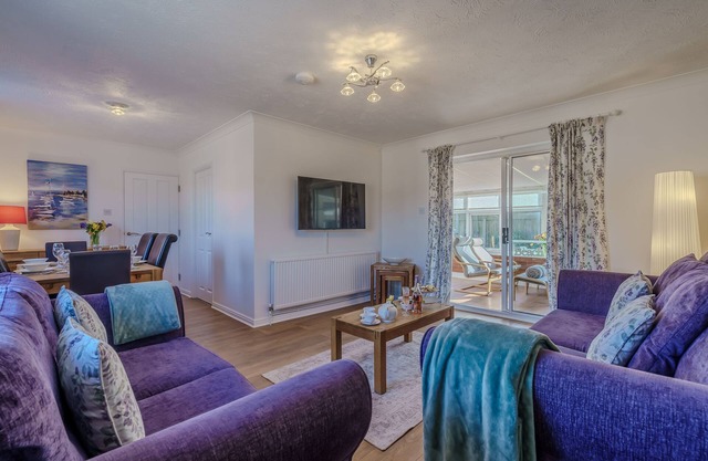 Stones Throw by East Ruston Cottages