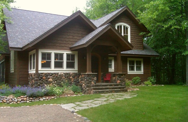 Geschichtenbuch Vintage Northwoods Lodge voller Charme und Komfort