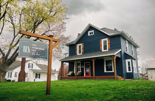 Storybook Inn | Near Amish Country | Game Table
