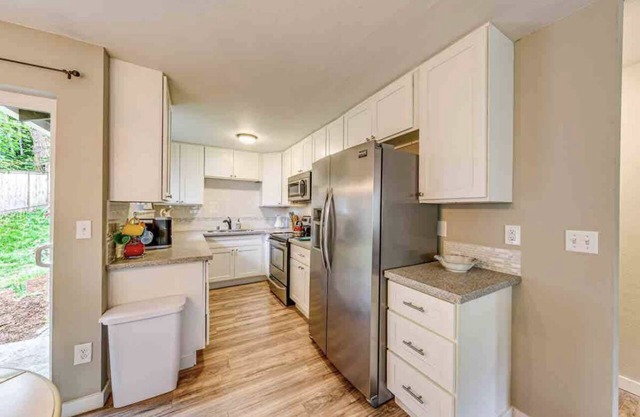 Storybook Tacoma Cottage Escape