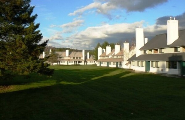 Stowe Mountain Ski Condo 2 Br ** Präsidenten Week und Silvester Woche **