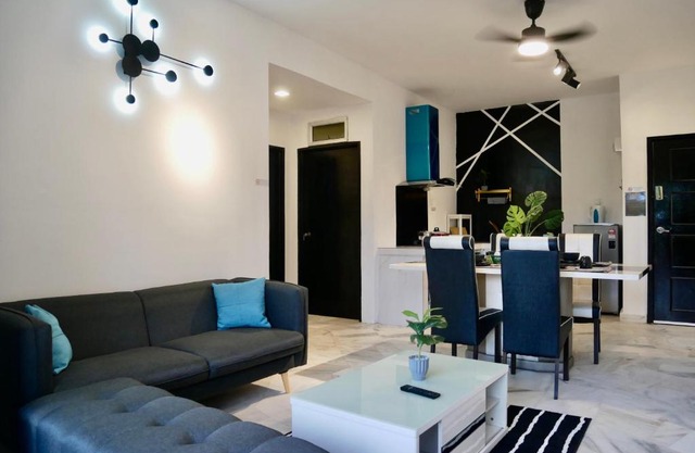 Strait View Villas by Elite Stay