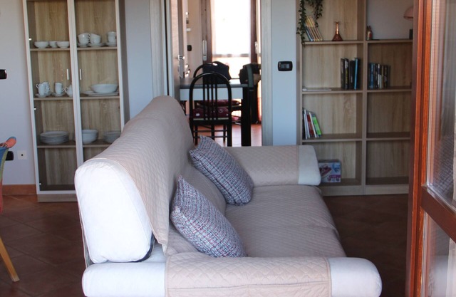 Strategic location for an unforgettable vacation. A few miles from the lakes