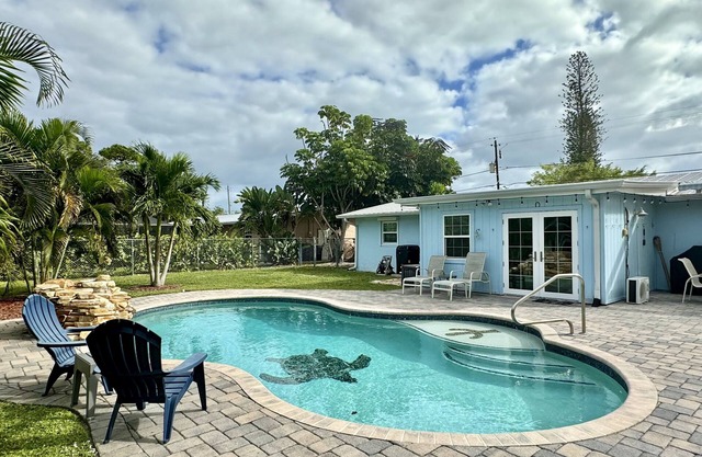 Stuart Splash Pool Home; near Downtown Stuart & Hutchinson Island Beaches 🏖