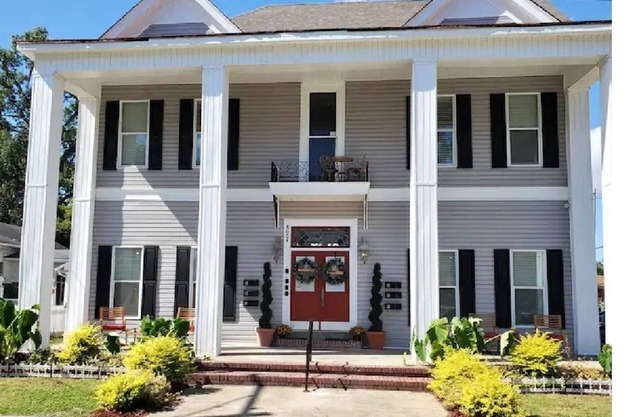 Stuckey Heights "Studio D"