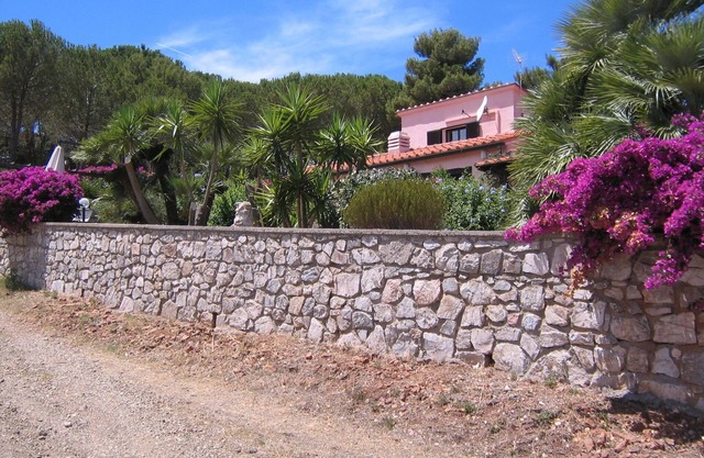 Studio/Apartment A in Country House/Porto Azzurro