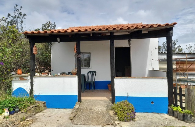 Studio, 10km South of Aljezur.