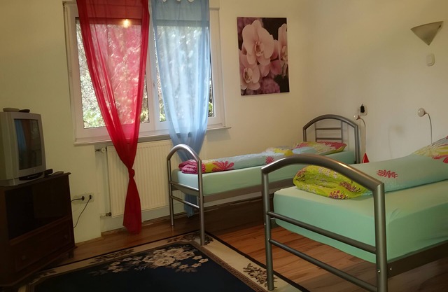 Studio '5' with Shared Terrace and Wi-Fi